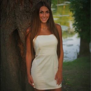 Meet your Posher, Abbey